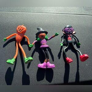 VINTAGE HALLOWEEN 3CT BENDY TOYS POSEABLE RUBBER DRACULA, WITCH, PUMPKIN 70s 80s